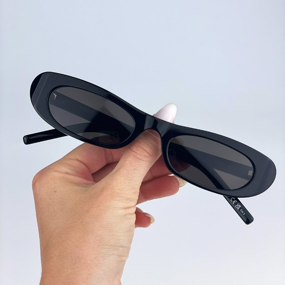 Saint Laurent SL557 SHADE 001 Sunglasses Black Grey Oval Women main image 6